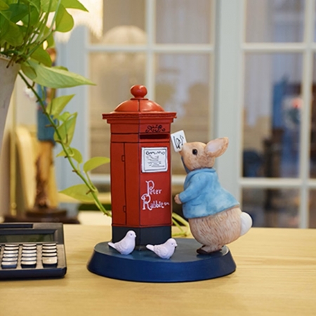 【PETER RABBIT 比得兔】比得兔經典英倫風存錢筒/擺飾