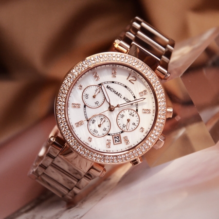 MICHAEL KORS美國原廠平輸手錶 | 古典晶鑽三眼腕錶 - 貝殼面x玫瑰金水鑽邊框x不鏽鋼錶帶 / MK5491