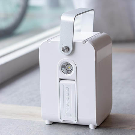ROOMMI 多功能充電神器 小電寶＋28W太陽能板
