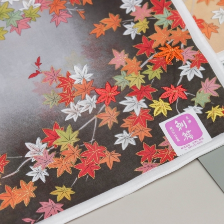 京都手帕 -友禪刺繡系列-紅葉（粉/橘/黑）