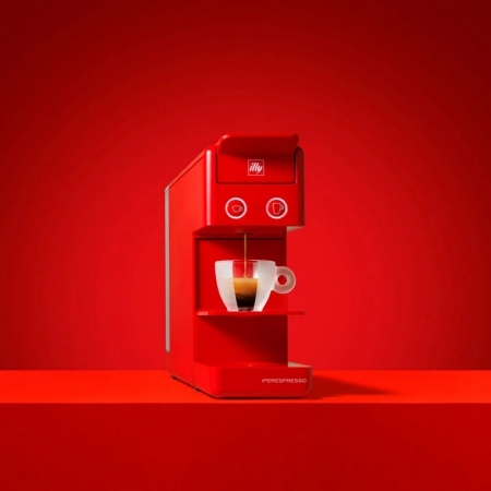 加碼送好禮【illy】意利 膠囊咖啡機 Y3.3 法拉利紅＋ 電動奶泡機組合（韓國IG爆紅全球熱賣款）