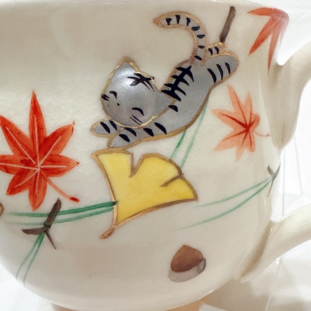【京燒】手作立體馬克杯-秋與貓（銀杏紅葉）