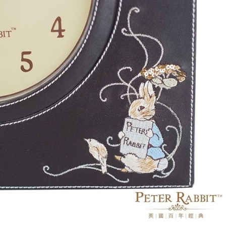 【PETER RABBIT 比得兔】 皮革亮片刺繡壁掛鐘