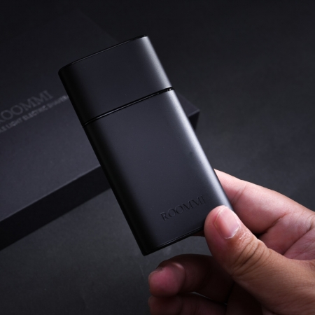 ROOMMI Noble 經典輕巧隨行刮鬍刀PLUS
