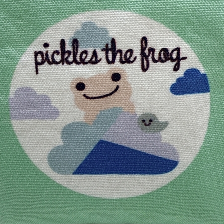 AYANOKOJI京都綾小路附帶口金包-pickles the frog（陰天） 出清58折/售價已是折扣價