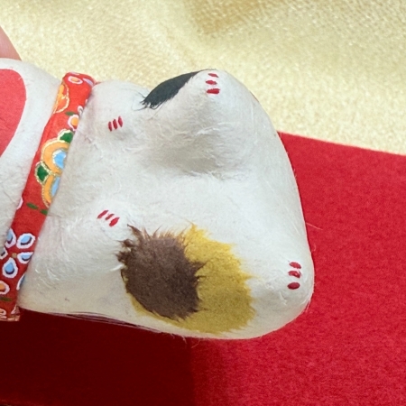 【龍虎堂】京都手作和紙擺飾-大笑貓（寢）-三毛 限時85折/售價已是折扣價