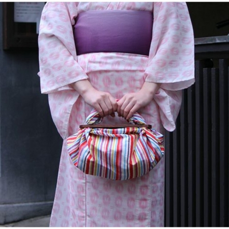 京都風呂敷包巾-摩登女郎 二巾-彩色條紋（售完絕版）限時85折/售價已是折扣價