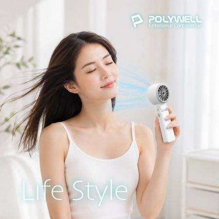 POLYWELL 180°折疊式數顯高速風扇 5段風速 USB-C充電 掛繩可頸掛手持 可放置於桌面 寶利威爾 台灣現貨